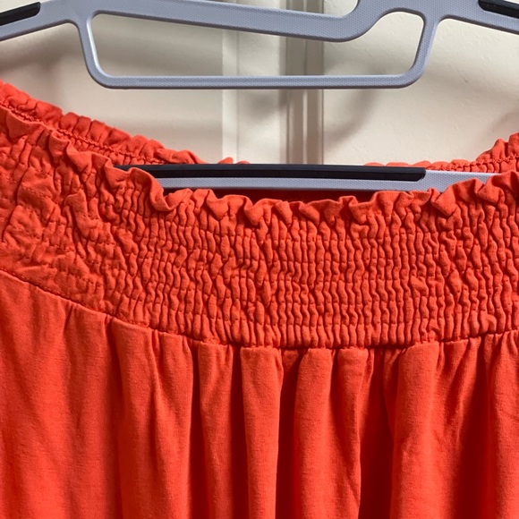 🎽UCB off-shoulder top, orange - Picture 6 of 6